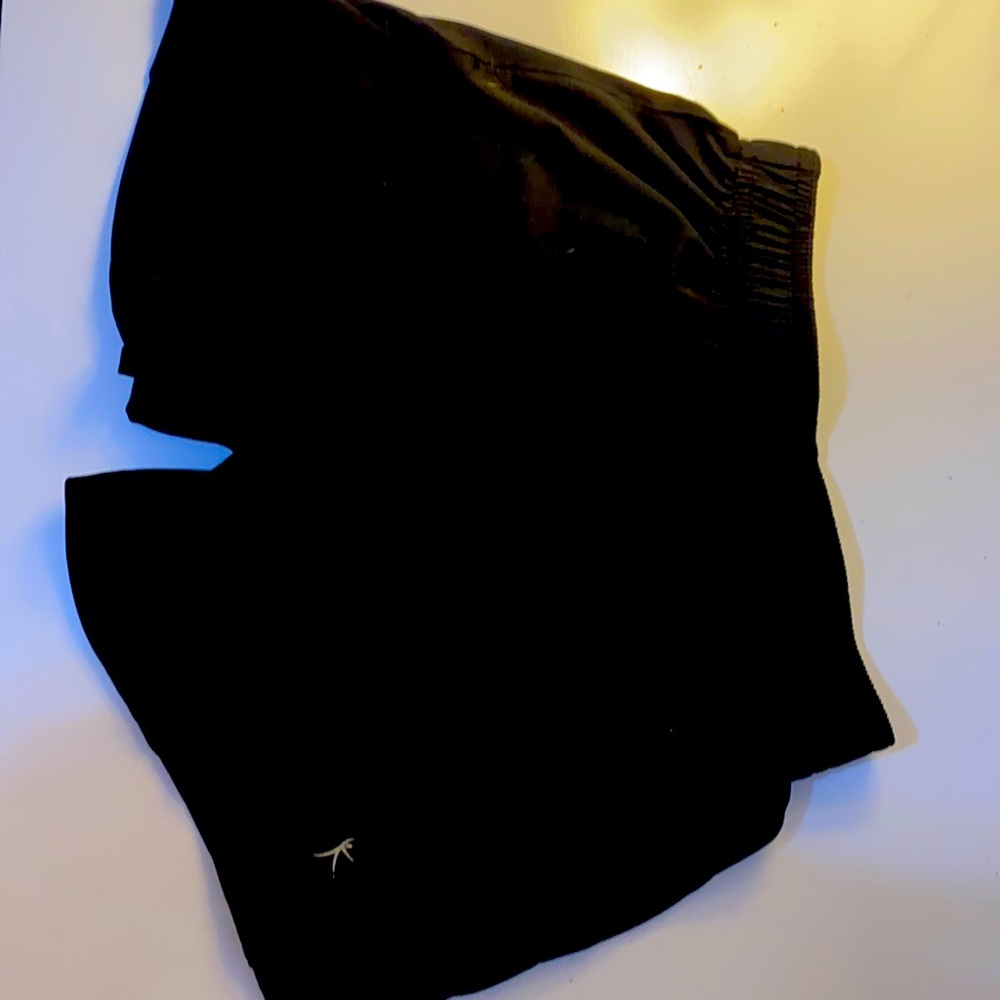 Danskin Now shorts, Size S/CH (6-6x), Color Black